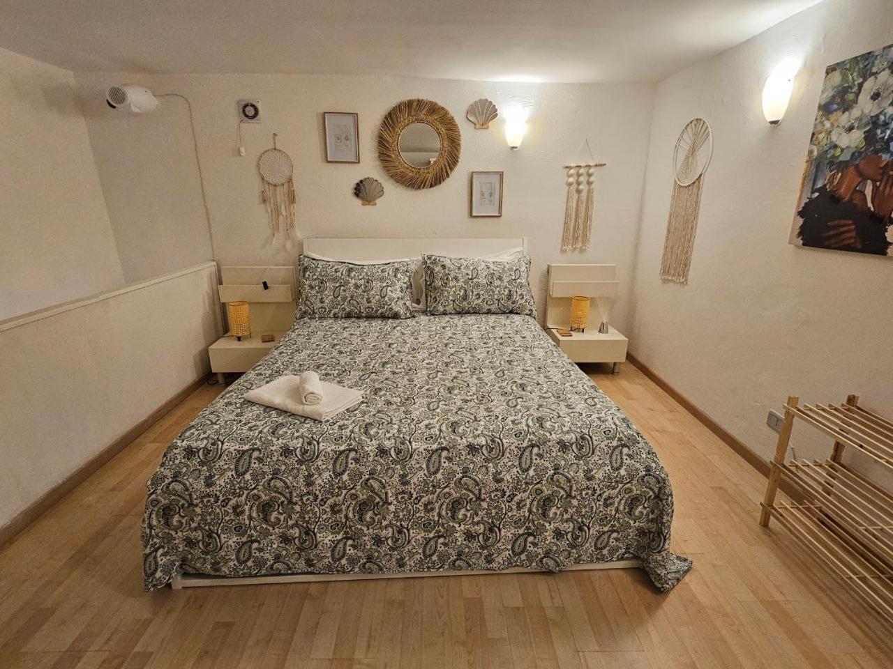 La Maison Bouganville Салерно Екстериор снимка