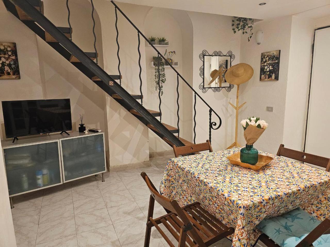 La Maison Bouganville Салерно Екстериор снимка