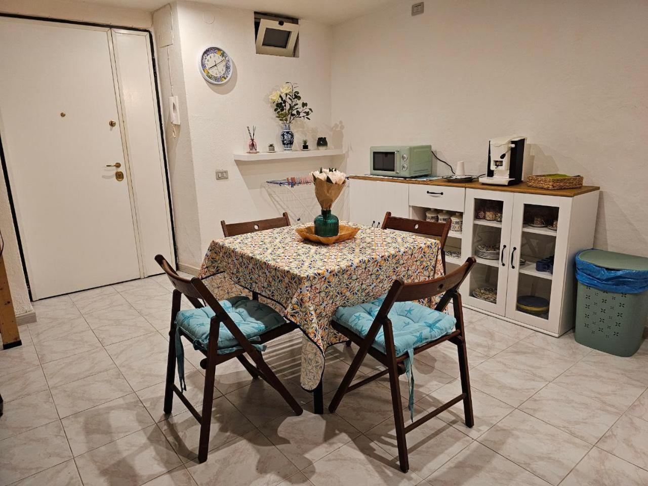 La Maison Bouganville Салерно Екстериор снимка