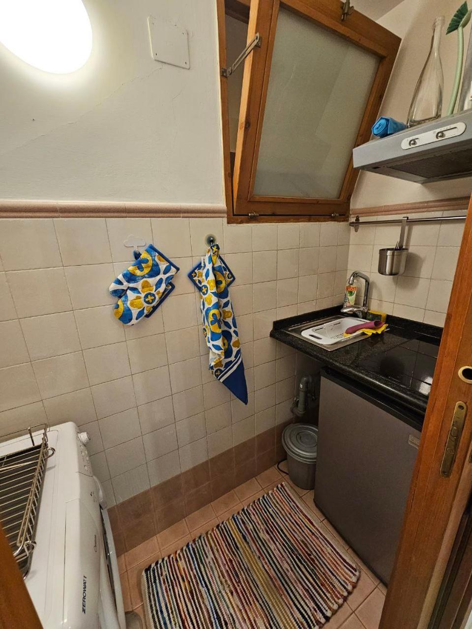 La Maison Bouganville Салерно Екстериор снимка